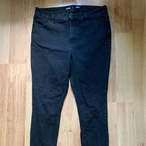 Old Navy black jeans size 14